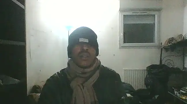 POPAYE972 online show from December 10, 2024, 7:11 pm