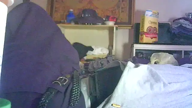 DI4MOND FIR3 online show from April 12, 2026, 8:25 pm