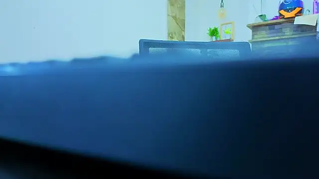 Snapshot of dulce_celeste15 chatting on March 25, 2026, 1:50 pm dulce celeste15 online show from March 25, 2026, 1:50 pm