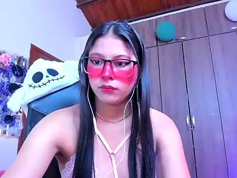  ALLYSON18  online show from October 15, 2025, 11:32 am