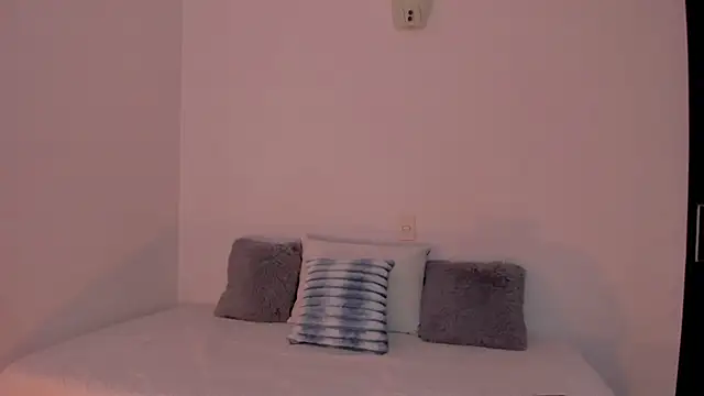 Brisa blue online show from November 27, 2025, 9:39 pm