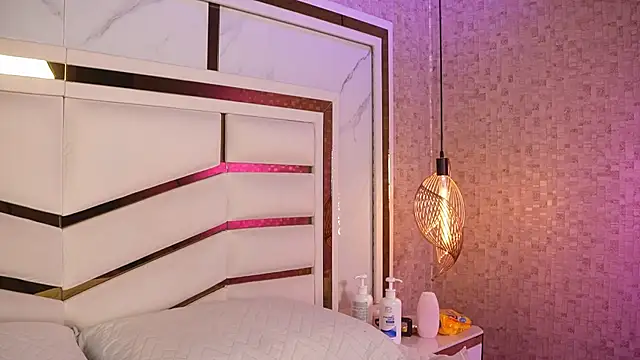 ammy durand online show from April 22, 2026, 2:36 am