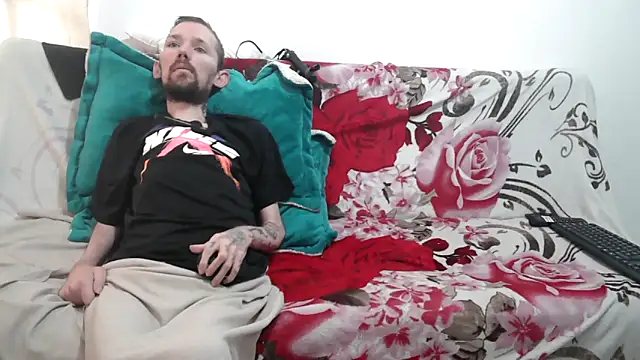 Sophia and Thomas online show from April 4, 2026, 9:12 pm