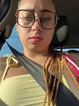 queenlo xxx online show from July 19, 2026, 5:38 pm