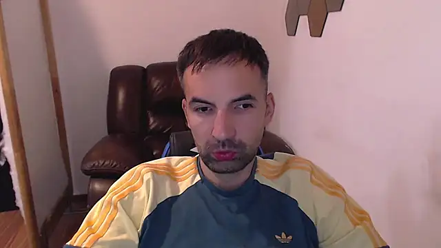 Leo 1617 online show from September 27, 2025, 8:36 pm