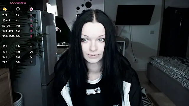 illililliilli online show from January 5, 2025, 5:20 pm