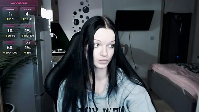 illililliilli online show from January 18, 2025, 7:49 am