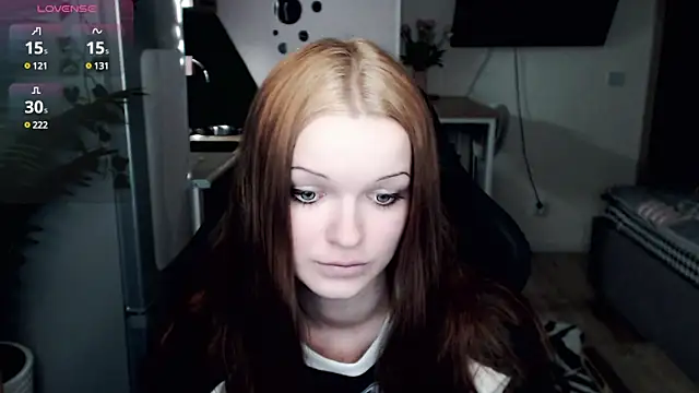 illililliilli online show from February 6, 2025, 3:41 pm