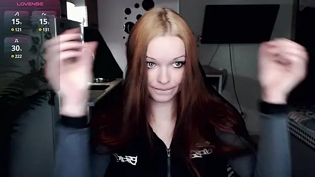 illililliilli online show from February 8, 2025, 3:53 pm