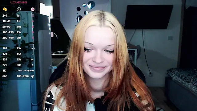 illililliilli online show from March 22, 2025, 12:14 pm