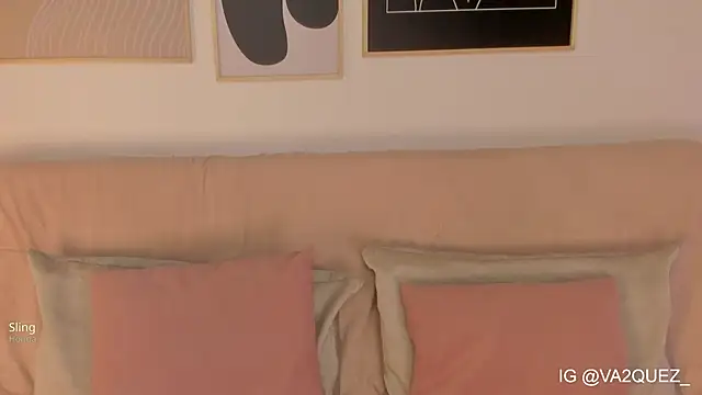 Heyloreley online show from January 12, 2026, 2:50 am