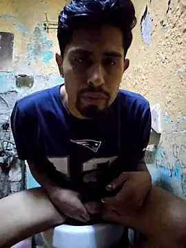 Menpolla hot online show from November 9, 2025, 5:39 am