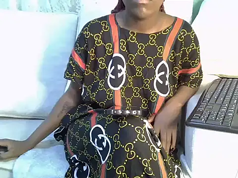 Caryyyl online show from March 1, 2026, 5:53 am