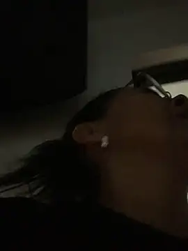 Nadia-melej online show from December 4, 2024, 9:13 pm