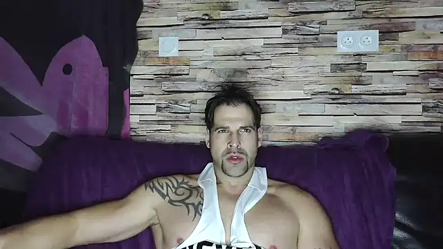 XxBigboybandxX online show from January 9, 2025, 4:17 pm