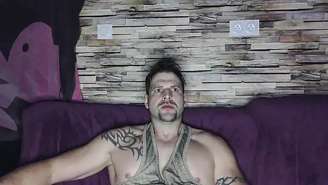 XxBigboybandxX online show from March 2, 2025, 5:33 am