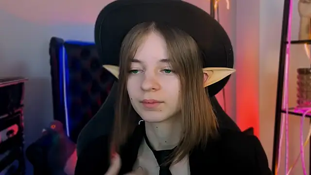 TinaDavil online show from January 10, 2025, 12:15 pm