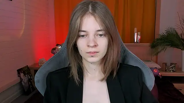 TinaDavil online show from February 3, 2025, 2:13 pm