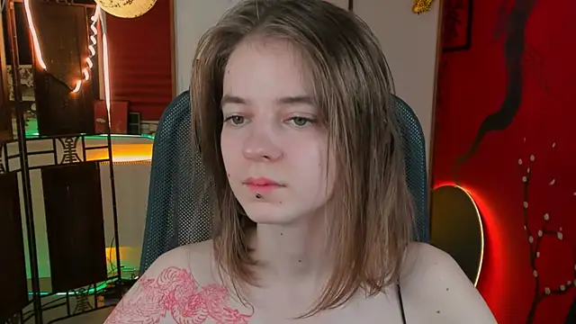 TinaDavil online show from March 15, 2025, 4:21 pm