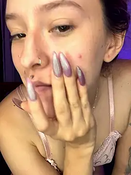 Ginger Foxy online show from April 11, 2026, 7:51 pm