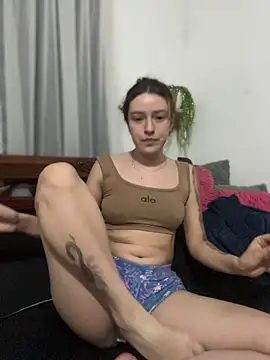 Snapshot of Ginger_Foxy chatting on April 22, 2026, 10:55 pm Ginger Foxy online show from April 22, 2026, 10:55 pm