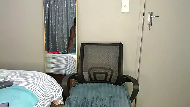 MissBigNipples online show from April 7, 2026, 1:50 am