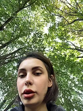 SandraCarter online show from September 12, 2025, 6:13 am