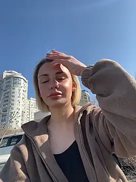 SandraCarter online show from March 12, 2026, 7:58 am