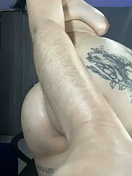 Libia James online show from March 22, 2025, 1:32 am