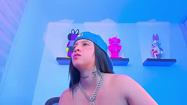 Gangster Girl online show from December 15, 2024, 3:24 am