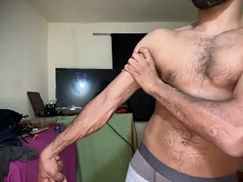 GaaTto online show from January 6, 2026, 1:42 am