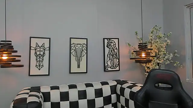 SARAFOXX  online show from January 30, 2025, 11:44 am