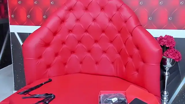 SARAFOXX  online show from February 7, 2025, 12:06 pm