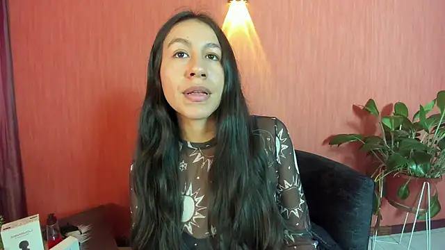 EmiGomez  online show from May 11, 2026, 2:45 pm