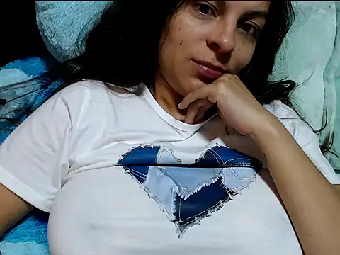 lindacutferrer online show from May 11, 2026, 12:22 pm