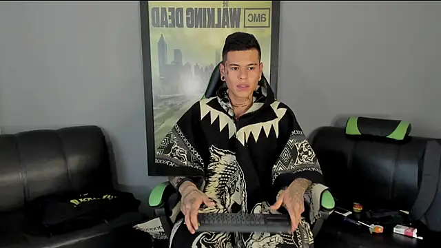 jamesinked  online show from December 30, 2024, 7:21 pm