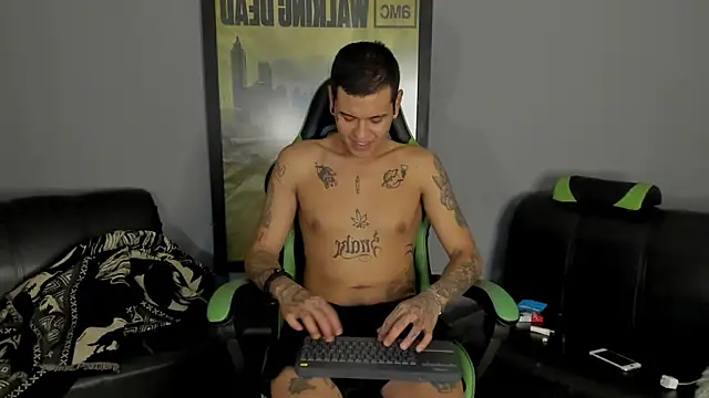 jamesinked  online show from January 21, 2025, 11:45 pm