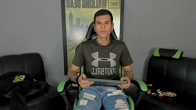 jamesinked  online show from February 11, 2025, 8:42 pm