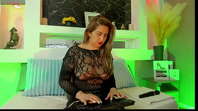 Cinthya mjs online show from January 15, 2026, 1:37 pm