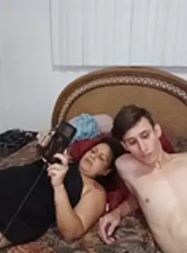 Milfvalesk online show from October 18, 2025, 3:42 am