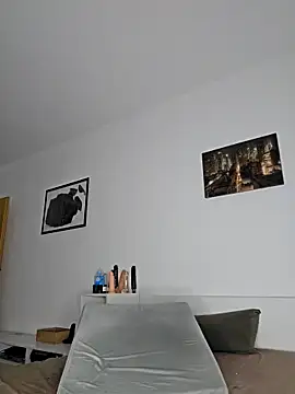 nickdtr online show from October 7, 2025, 8:06 pm