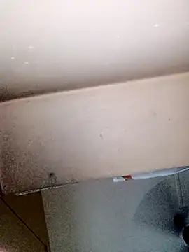 Snapshot of Johnysins24 chatting on March 22, 2025, 1:32 am Johnysins24 online show from March 22, 2025, 1:32 am