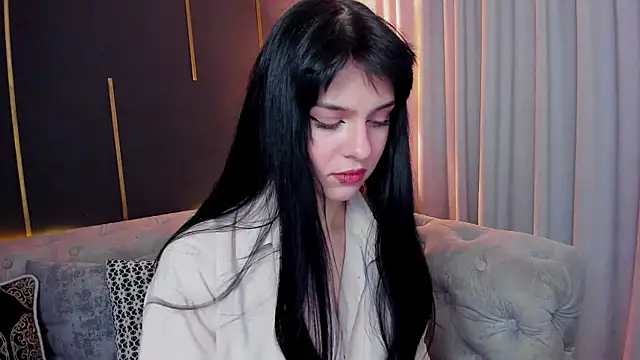 Snapshot of _Alison__ chatting on January 19, 2025, 1:10 am Alison online show from January 19, 2025, 1:10 am