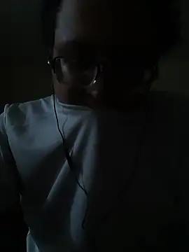 beautiful hands  online show from November 23, 2025, 8:14 am