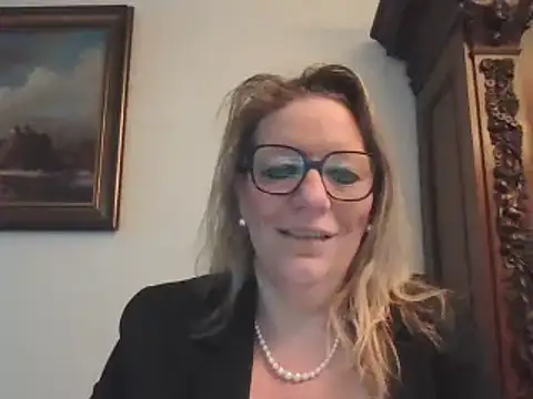 Snapshot of Silkesquirt chatting on February 20, 2025, 7:34 am Silkesquirt online show from February 20, 2025, 7:34 am