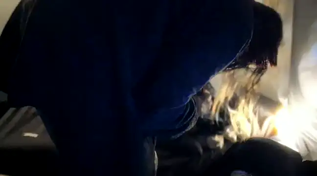 P4RtYBOII92 online show from December 30, 2024, 11:28 pm