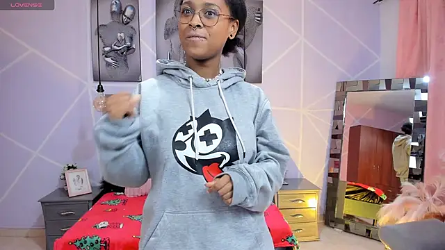 Elith noa online show from February 28, 2025, 2:42 am