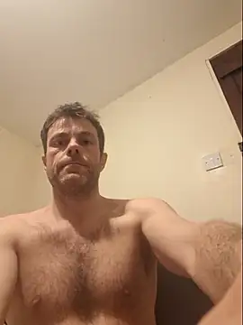 steb1980 online show from February 5, 2026, 11:09 pm