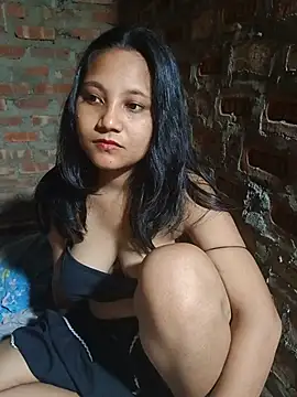 Snapshot of Cuterinki chatting on July 11, 2026, 7:49 pm Cuterinki online show from July 11, 2026, 7:49 pm