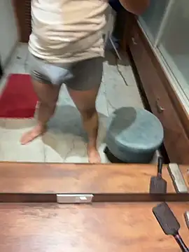 versatile guy01 online show from February 7, 2026, 1:53 am